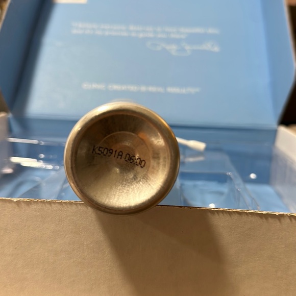 5oz!! Kate Somerville DermalQuench Liquid Lift™ Advanced Wrinkle Treatment - NEW - Picture 5 of 6